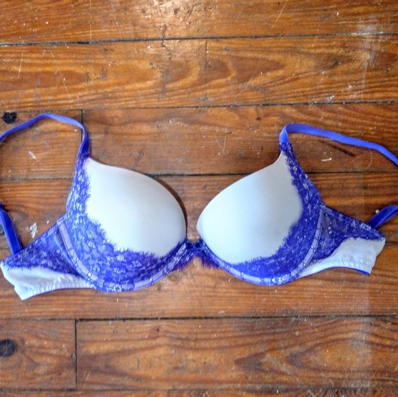 Victoria's Secret Other - 🎀 Victoria Secret Bra